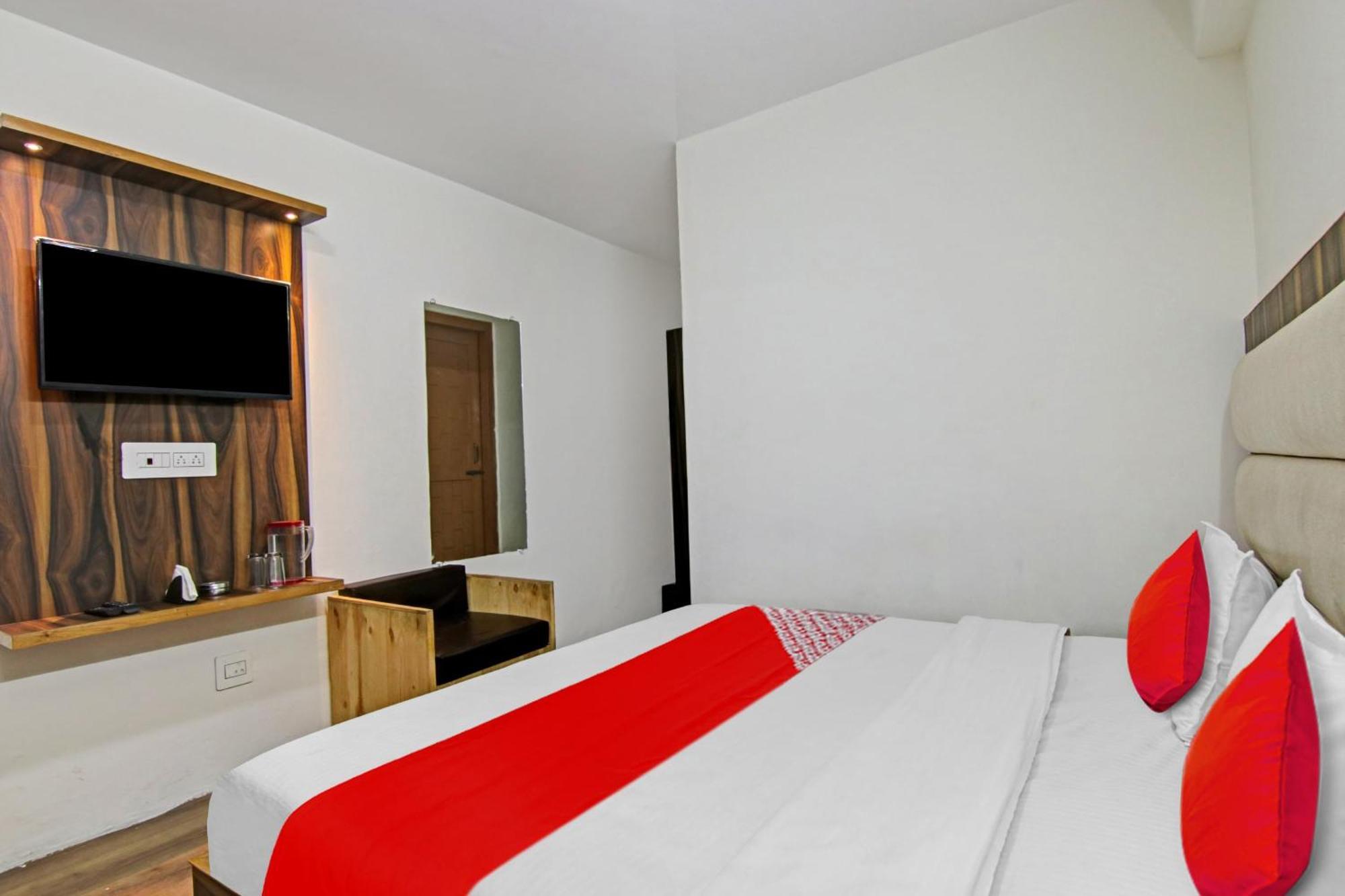 Hotel O Alfa Manāli エクステリア 写真